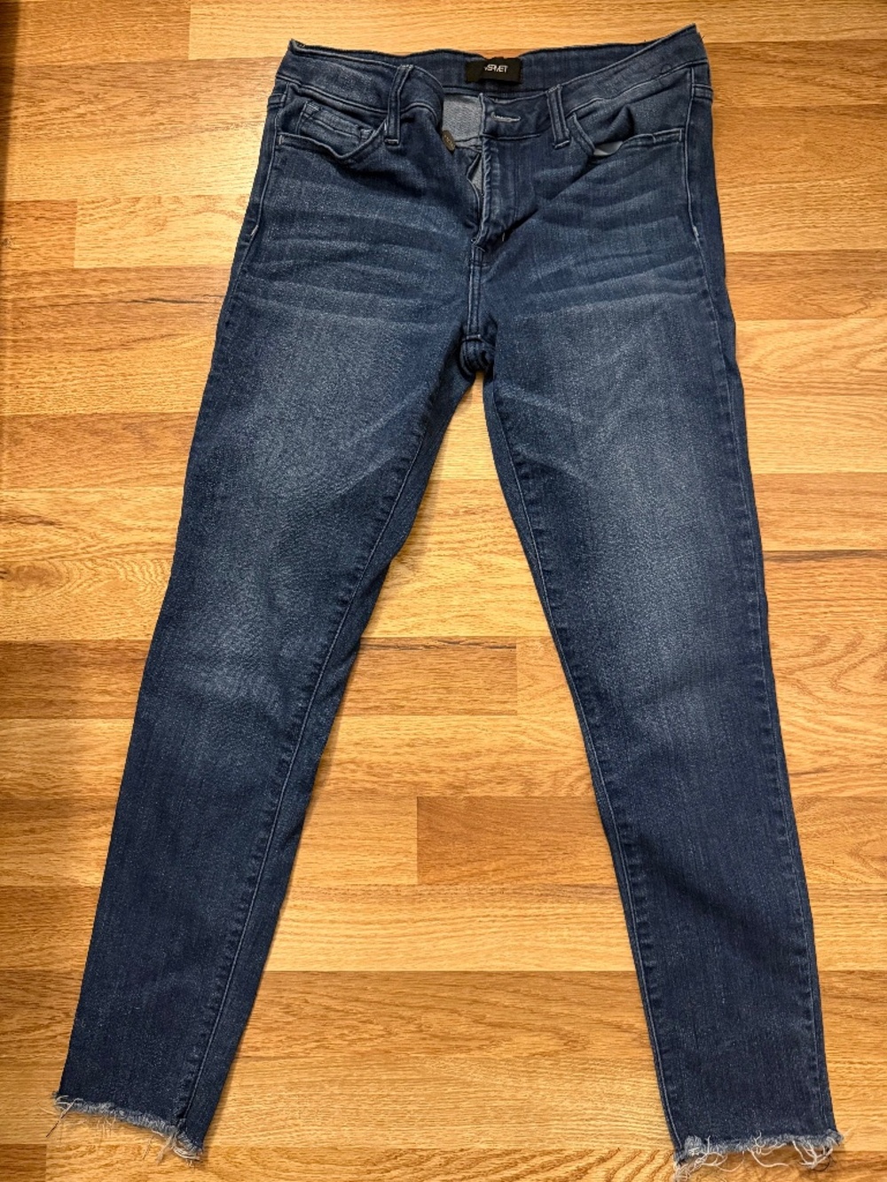 Women’s vervet skinny jeans
